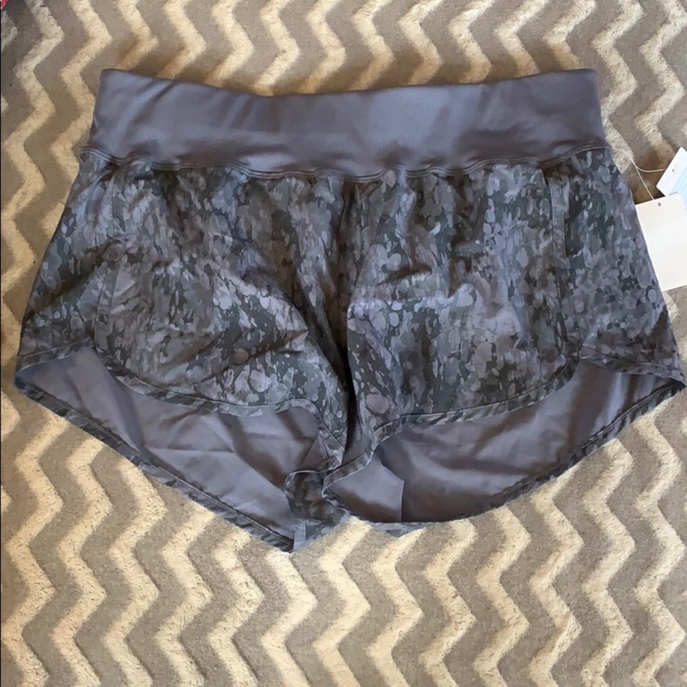 Zella shorts